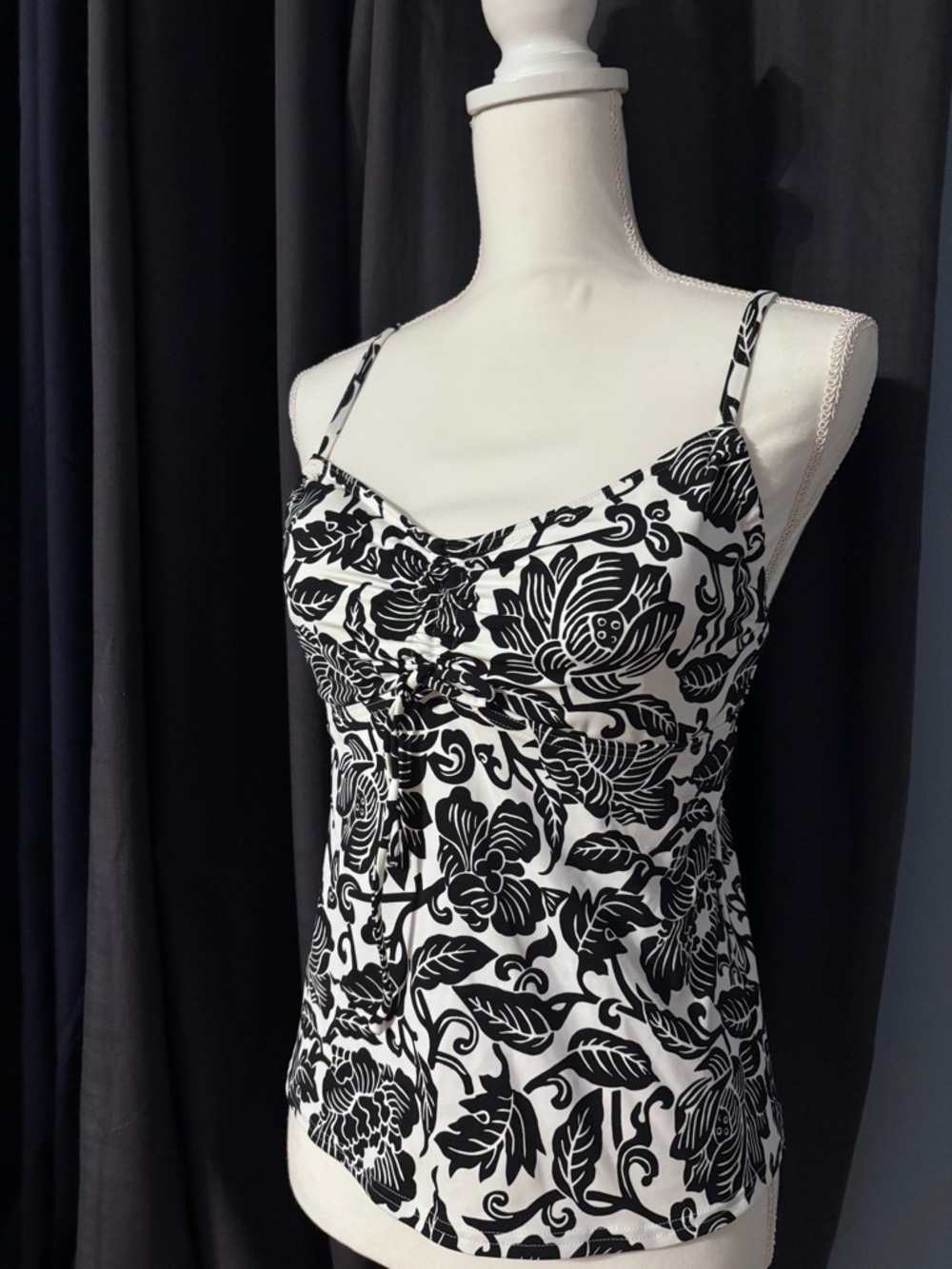 Lands End Black & White Floral Spaghetti Strap Swim/Tank Top